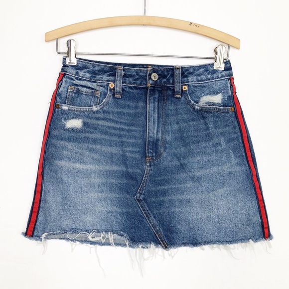 Abercrombie and Fitch denim distressed mini skirt - Picture 3 of 11